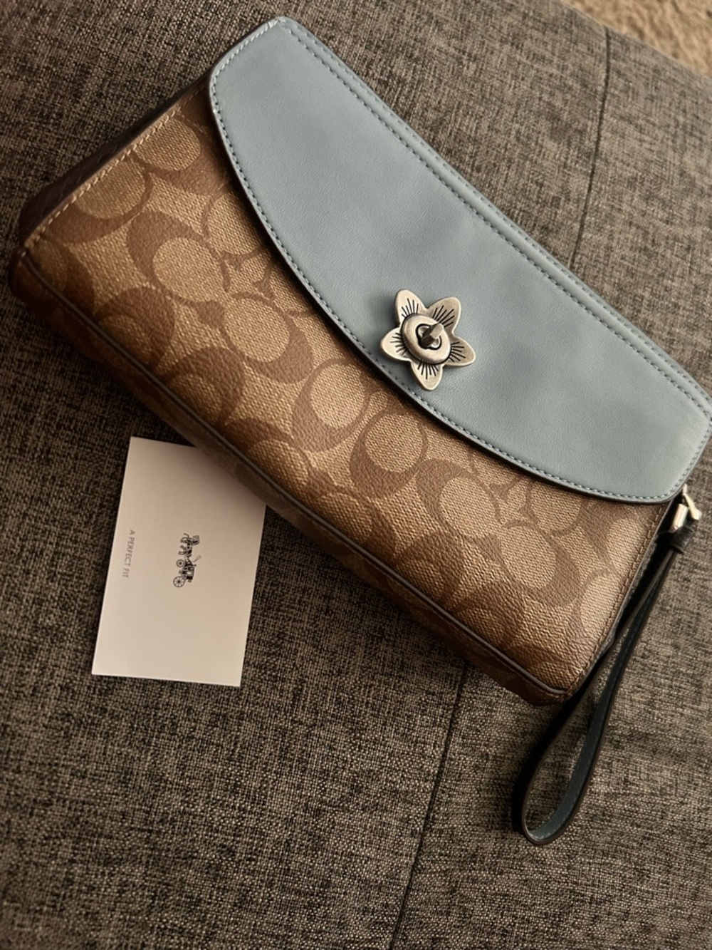 Coach Tea Rose flap clutche